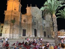 Tussenjaar-Cadiz-kathedraal